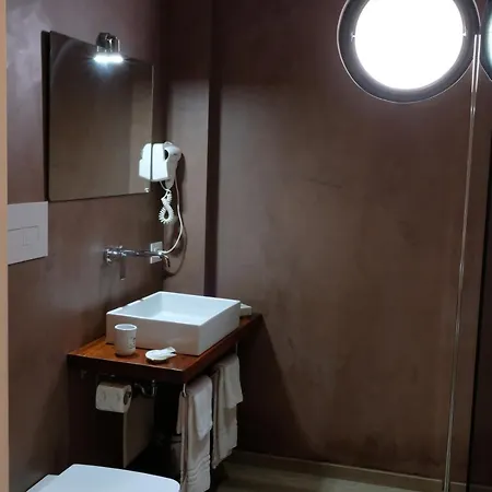 Oda ve Kahvaltı Degli Scrittori 2*